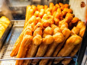 Dough sticks at Delisnacks 德利食 - Shunfu Mart in Central Singapore