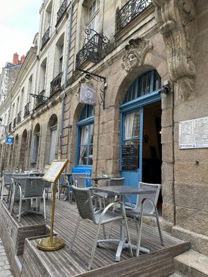  at Royal Indien in Nantes