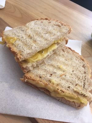 Cheese toast at Moko Veggie Cafe - Anjos in Lisbon