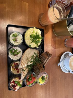 The amazing breakfast plate  at Falla in Warsaw