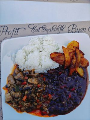 Pabellón Vegano at Jazzy Bar in Fuengirola