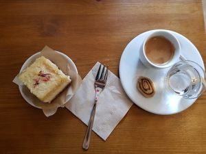 Sommertörtchen Kokos-Ananas ❤ at art & wEISe in Monheim Am Rhein