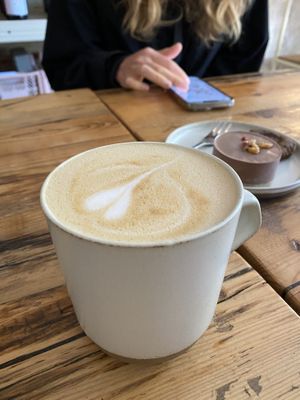 Latte with Oat milk   at Kaffee Ingwer in Berlin