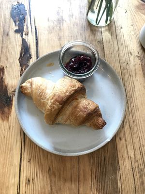 Croissant with jam at Kaffee Ingwer in Berlin