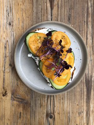 MANDEL FRISCHKÄSE STULLE  at Kaffee Ingwer in Berlin