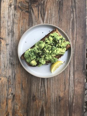 Avocado Stulle  at Kaffee Ingwer in Berlin