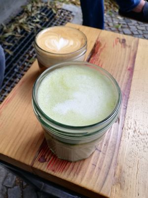Match Latte und Cappuccino at Kaffee Ingwer in Berlin