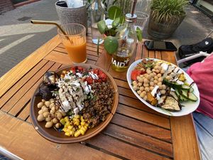 Heerlijke vegan lunch (zonder ei besteld) at Blur Your Life in Amersfoort