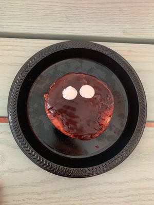 Portland Cream Doughnut at Universal Studios - Voodoo Doughnut in Orlando