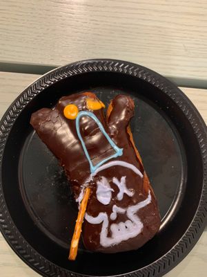 Voodoo Doughnut at Universal Studios - Voodoo Doughnut in Orlando