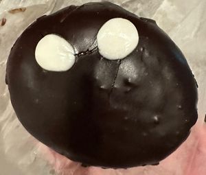 Vegan Portland Cream   at Universal Studios - Voodoo Doughnut in Orlando