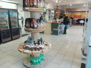 shop entrance at Octave in Montreal