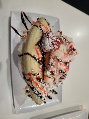 "I love you" = ice cream sundae 🍨 at The Modern Vegan in Las Vegas