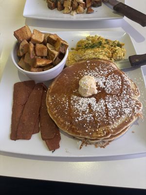 Sunday Funday  at The Modern Vegan in Las Vegas
