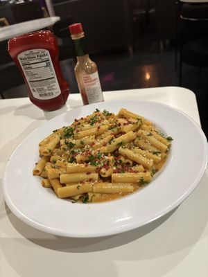 Mac’n’cheese with bacon  at The Modern Vegan in Las Vegas