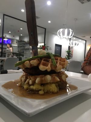 Chick-Un and waffles at The Modern Vegan in Las Vegas