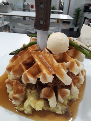 Chickn n Waffles at The Modern Vegan in Las Vegas