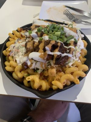 Mac n Cheese skillet at The Modern Vegan in Las Vegas