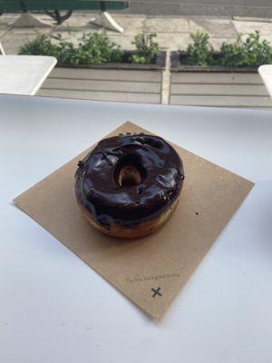 🔥  at Crosstown Doughnuts Vegan in London