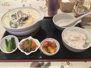 豆乳火鍋 at Aina Cafe in Osaka