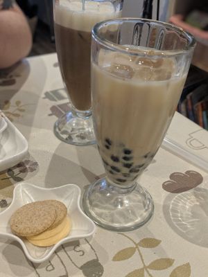 Bubble tea, iced coffee (comes with vegan cookies) at Aina Cafe in Osaka