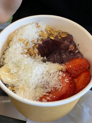 Açai bowl at Eat Good Market Deli - Pineapple Express Bistro in Vernon