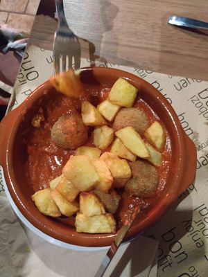 Albóndigas at Canadu in Malaga