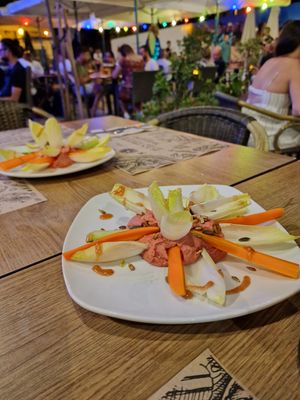 Hummus at Canadu in Malaga