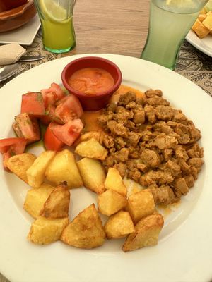 Soy chunks  at Canadu in Malaga