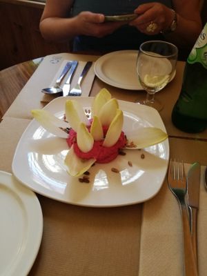 Hummus at Canadu in Malaga