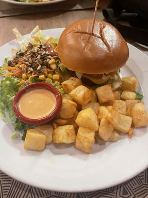 Hamburguesa vegana  at Canadu in Malaga