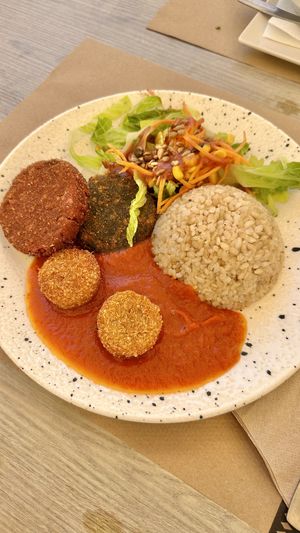  Vegan & Gluten Free Platterrs  at Canadu in Malaga