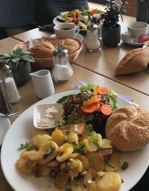 Breakfast „Herzhafter Veganer“ at Cafe Kongress in Karlsruhe