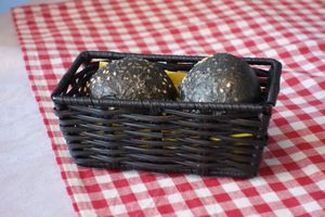 Breadrolls with activated carbon (vegan) at Kamels in Bad Bergzabern