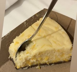 Home made Mandarin Vegan Cheesecake   at Bhalu in Nijmegen