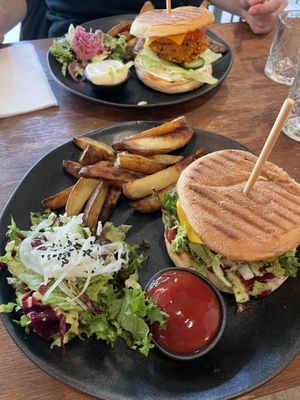 Beyond Meat & Bhalu-Burger  at Bhalu in Nijmegen