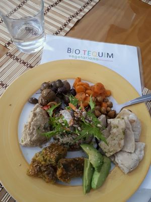 Mishmash Plate at Bio.Tequim Vegetariano Restaurante in Tavira