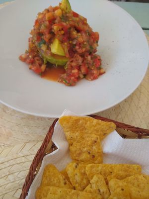 Avocado with "salad" at Bio.Tequim Vegetariano Restaurante in Tavira