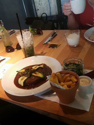 vegan steak, fries and mayo at Orzo People Music Nature in Krakow