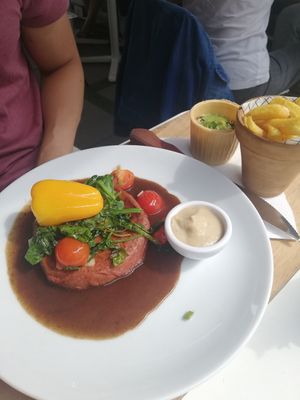 Natruli steak with mushroom sauce at Orzo People Music Nature in Krakow