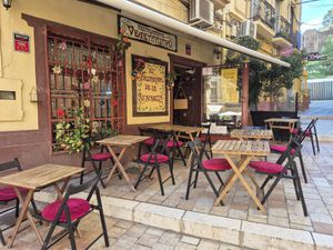 Outside at El Vegetariano de la Alcazabilla in Malaga