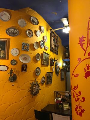 Bright Interior at El Vegetariano de la Alcazabilla in Malaga