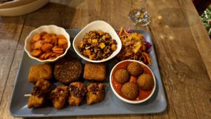 Mixto vegano at El Vegetariano de la Alcazabilla in Malaga