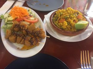 Paella y pinchos morunos de seitán at El Vegetariano de la Alcazabilla in Malaga