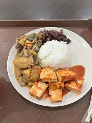 Buffet meal all vegan   at Gaya Vegetarian in Kota Kinabalu