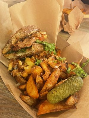 GRJLLzilla  at Edgy Veggy in Sofia