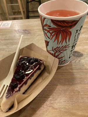 Blueberry Drizzle Cheesecake and strawberry lemonadee  at Edgy Veggy in Sofia