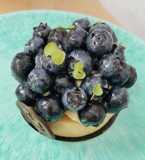 Photo by (IG) @Nicoleplunkett_ at L'Artisane Creative Bakery in Coral Gables