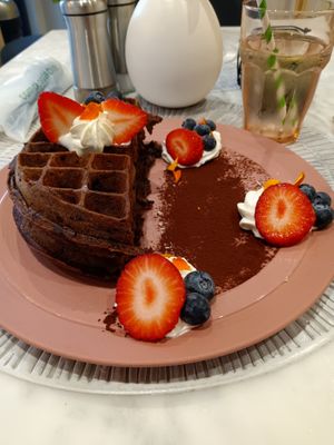  at L'Artisane Creative Bakery in Coral Gables