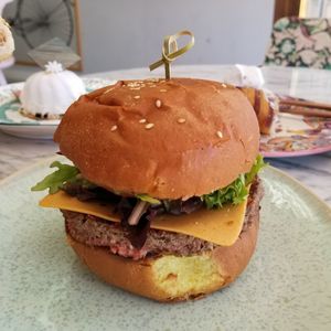 Impossible Burger at L'Artisane Creative Bakery in Coral Gables